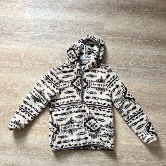 Aztec Ariat Fuzzy Jacket Small - Picture 1 of 4